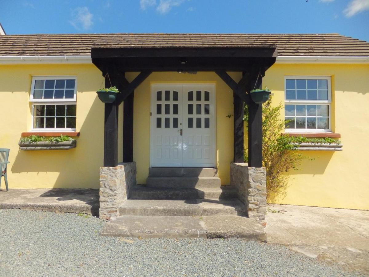 North Headborough Bed & Breakfast Haverfordwest Exterior photo